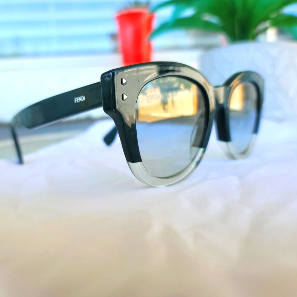 Fendi sunglasses - Picture 3 of 10